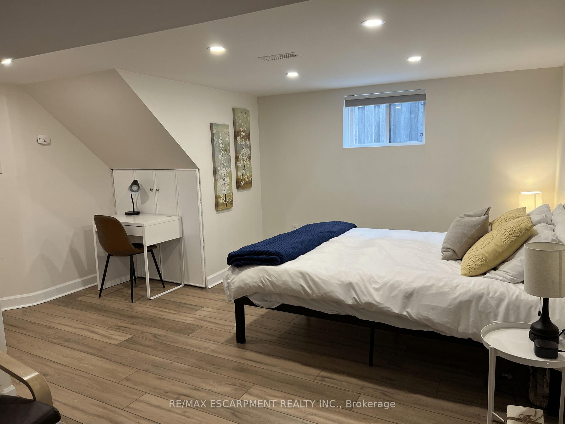 Photo 7 of Unit LOWER, 4 Sunning Hill Avenue, Hamilton, Sunninghill — HOMEH