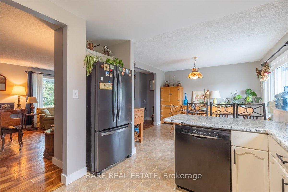 Photo 8 of 66 Scarlett Line, Springwater, Hillsdale — HOMEH