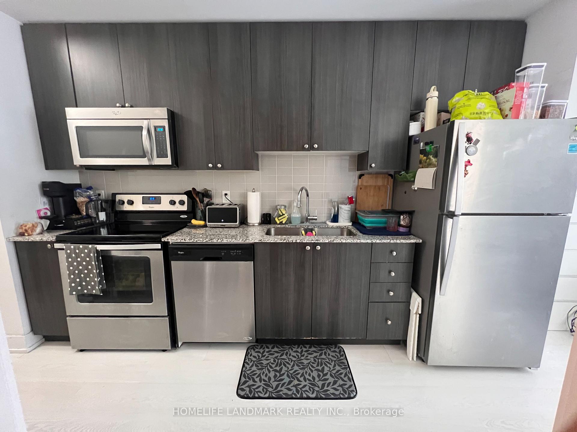 Photo 4 of Unit 616, 68 Merton Street, Toronto, Mount Pleasant West — HOMEH