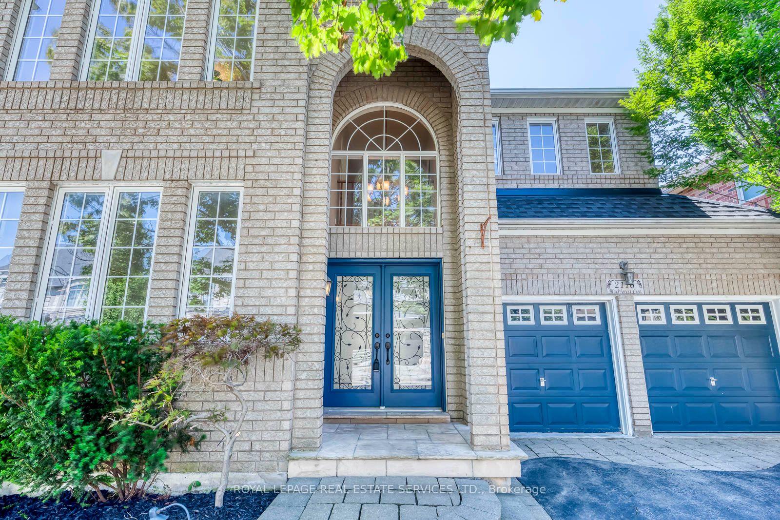 Photo 2 of 2116 Blackforest Crescent, Oakville, Westmount — HOMEH