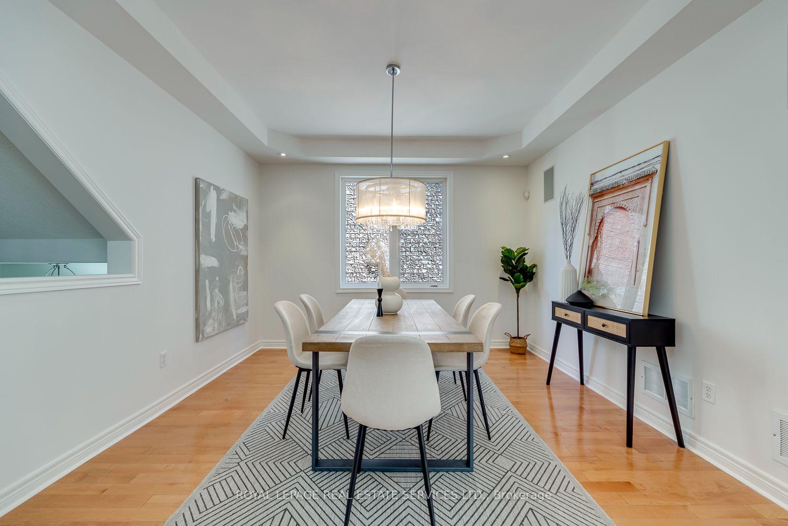 Photo 9 of 2116 Blackforest Crescent, Oakville, Westmount — HOMEH