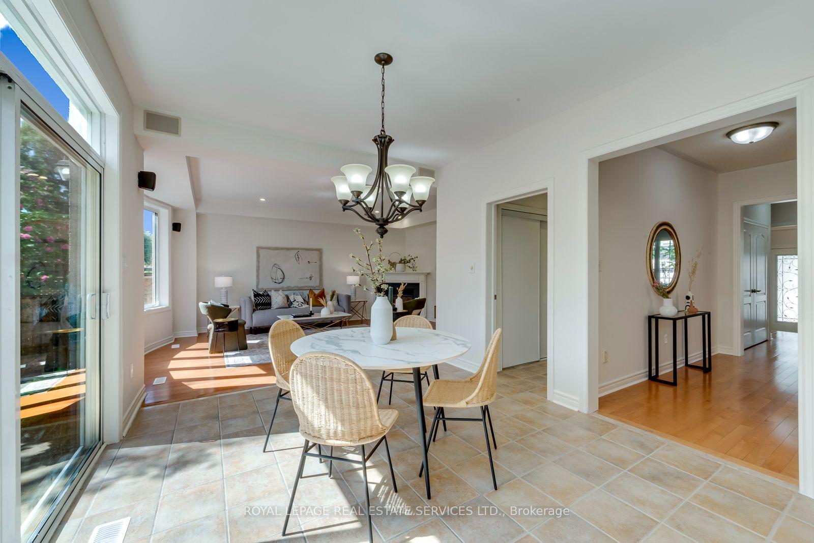 Photo 19 of 2116 Blackforest Crescent, Oakville, Westmount — HOMEH