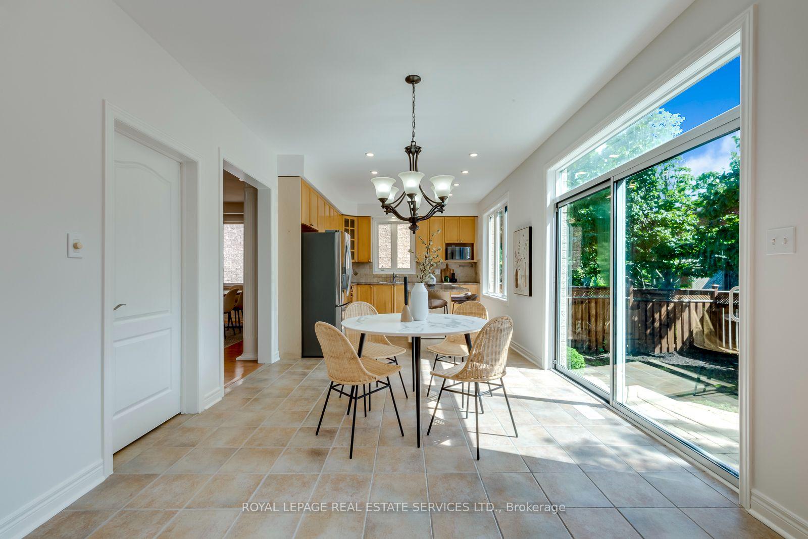 Photo 20 of 2116 Blackforest Crescent, Oakville, Westmount — HOMEH