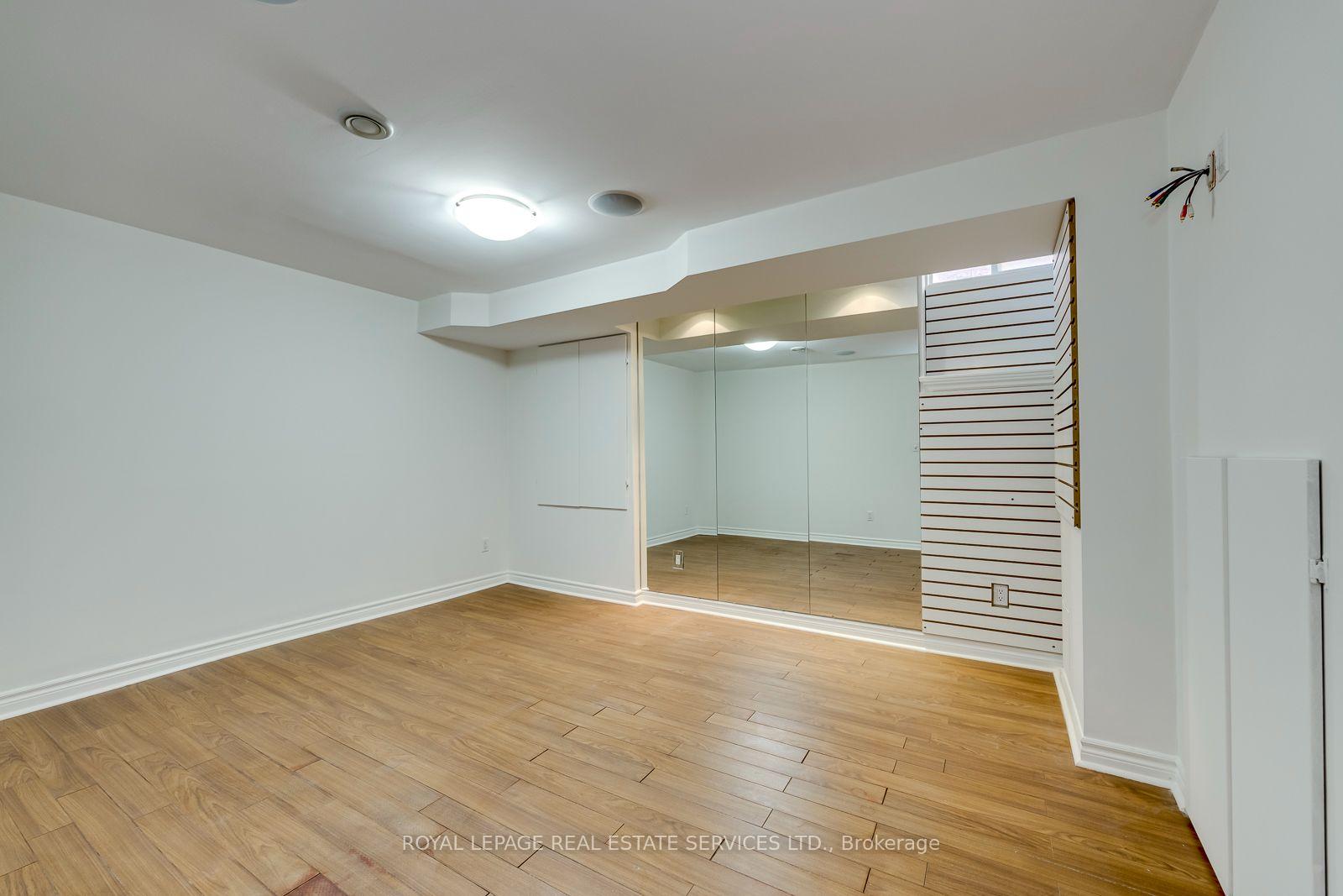 Photo 43 of 2116 Blackforest Crescent, Oakville, Westmount — HOMEH