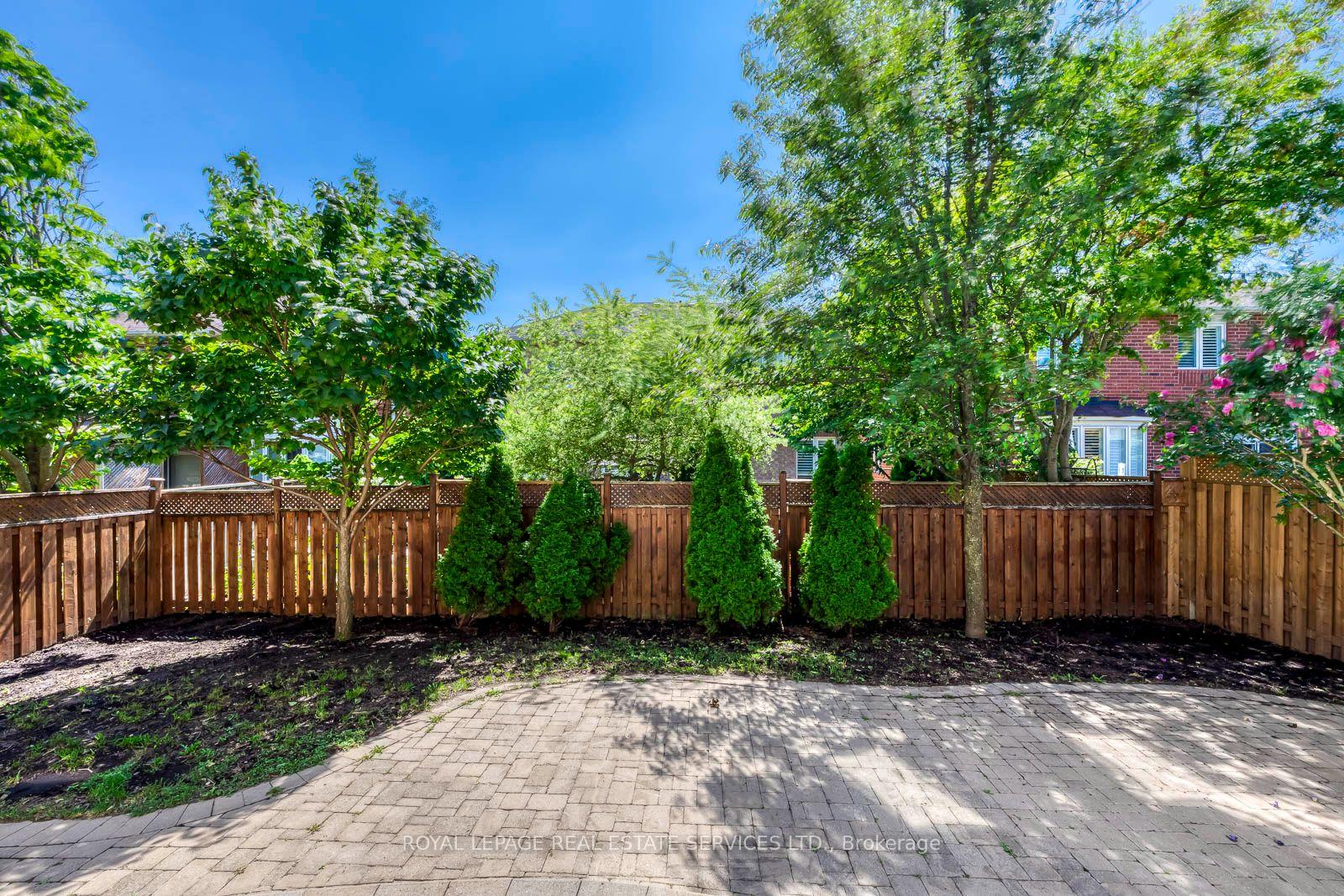 Photo 47 of 2116 Blackforest Crescent, Oakville, Westmount — HOMEH