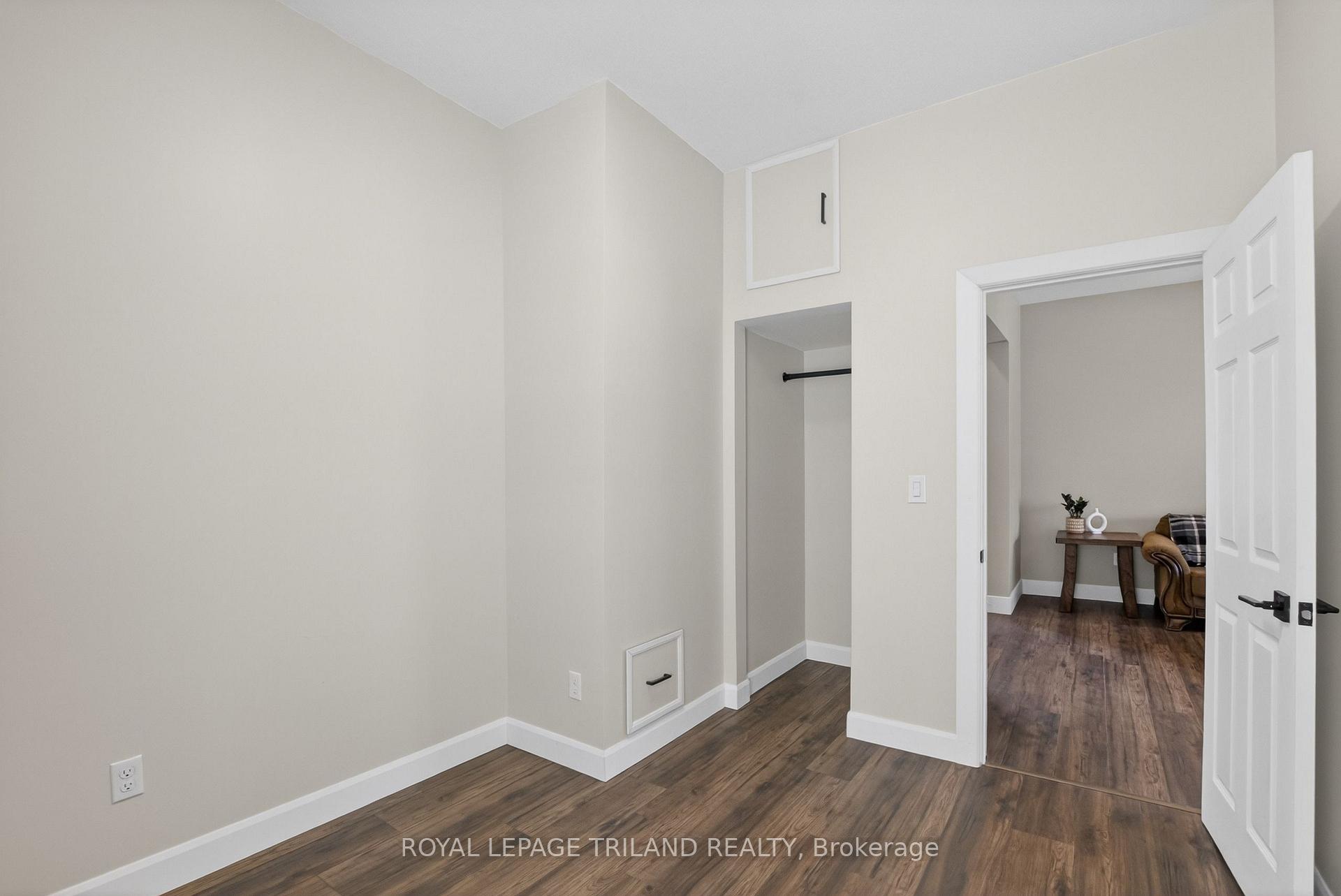 Photo 5 of 73 Hughes Street, St. Thomas — HOMEH