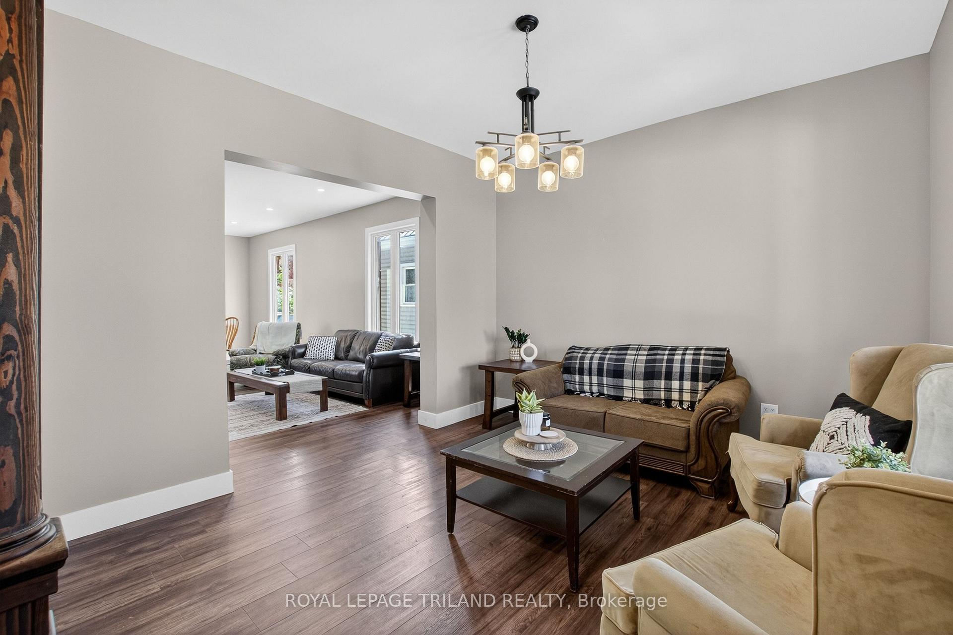 Photo 20 of 73 Hughes Street, St. Thomas — HOMEH