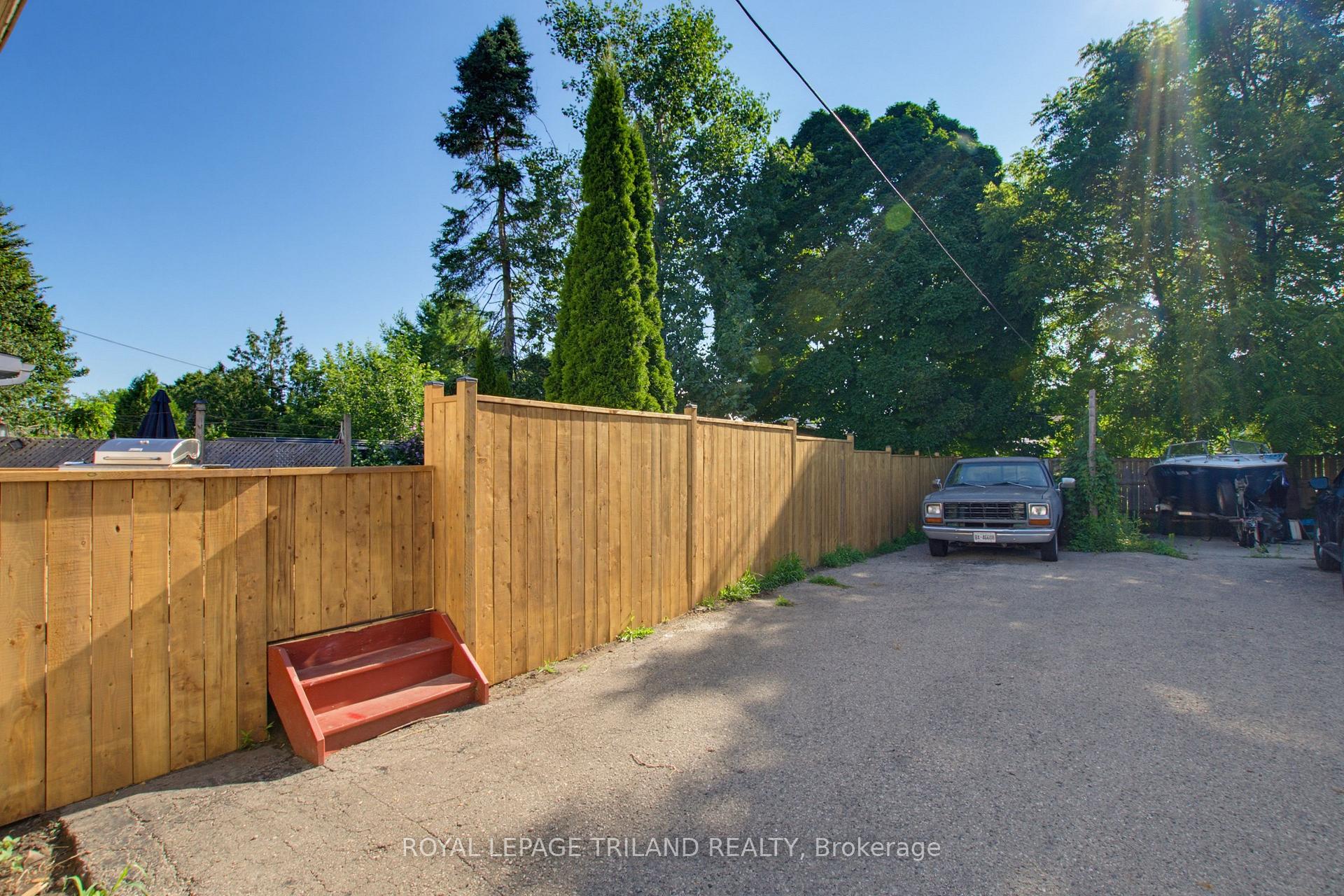 Photo 34 of 73 Hughes Street, St. Thomas — HOMEH