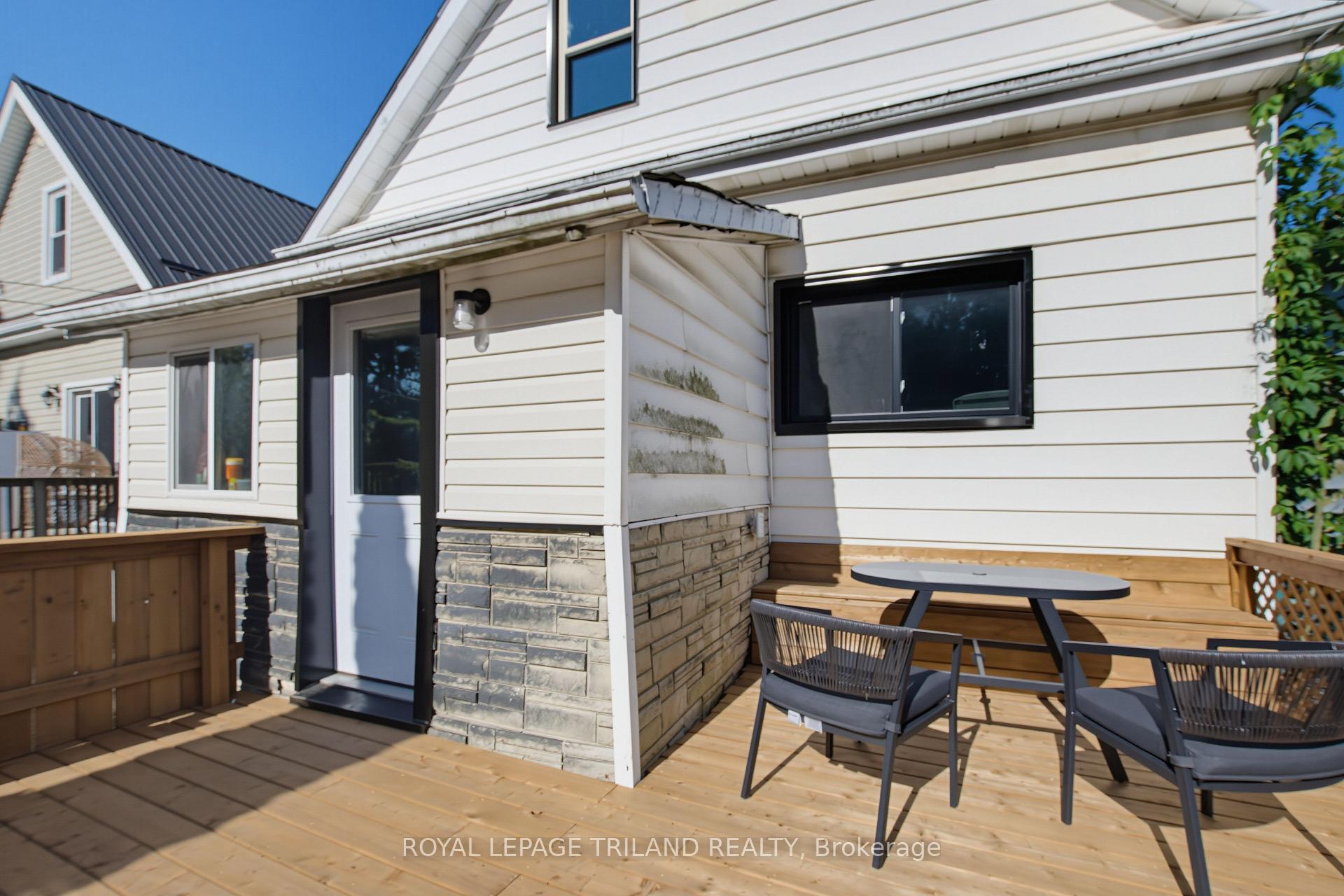 Photo 36 of 73 Hughes Street, St. Thomas — HOMEH