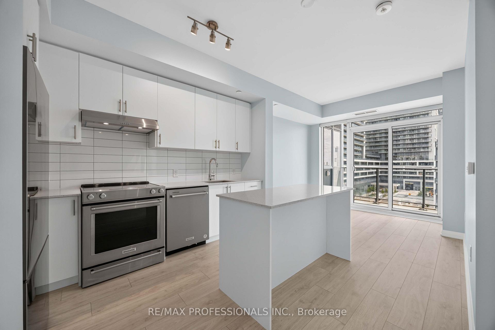 Photo 11 of Unit 522, 9000 Jane Street, Vaughan, Concord — HOMEH