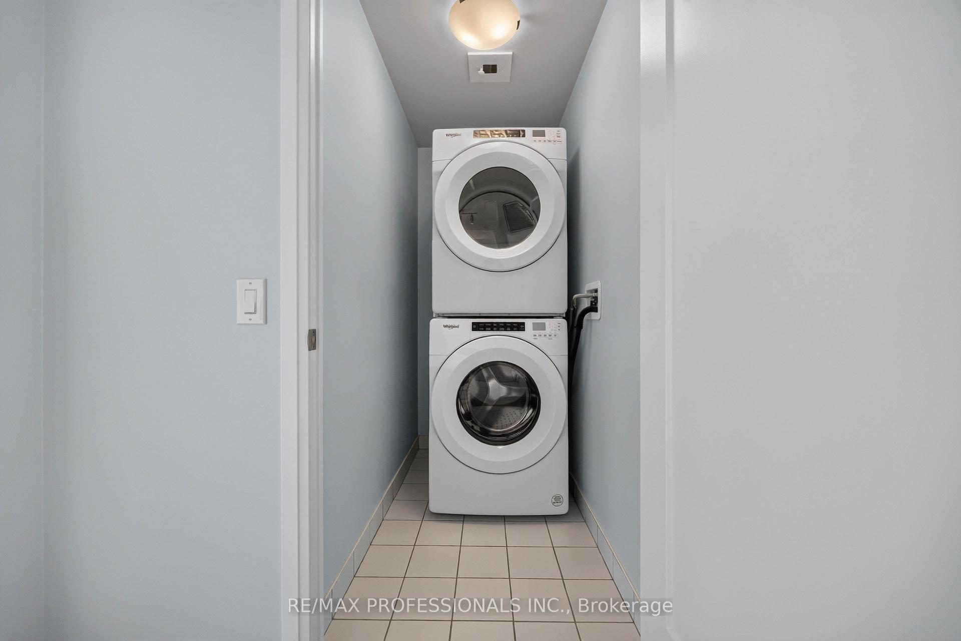 Photo 22 of Unit 522, 9000 Jane Street, Vaughan, Concord — HOMEH