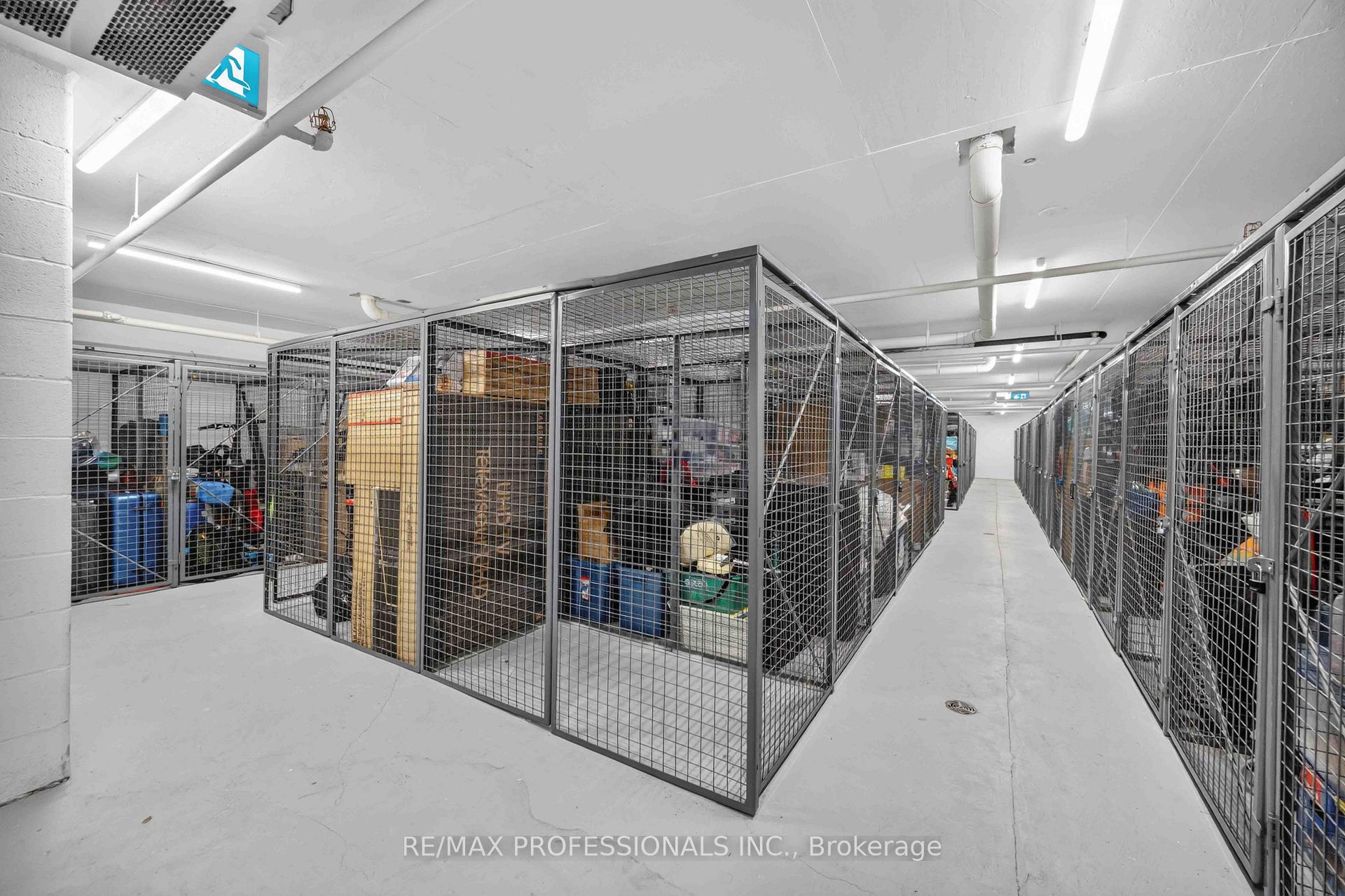 Photo 25 of Unit 522, 9000 Jane Street, Vaughan, Concord — HOMEH