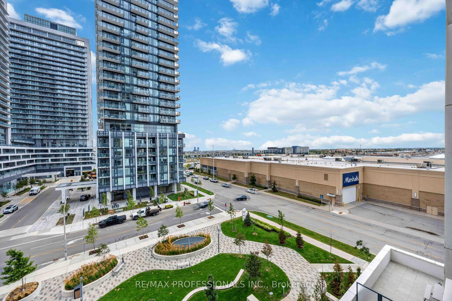 Photo 32 of Unit 522, 9000 Jane Street, Vaughan, Concord — HOMEH