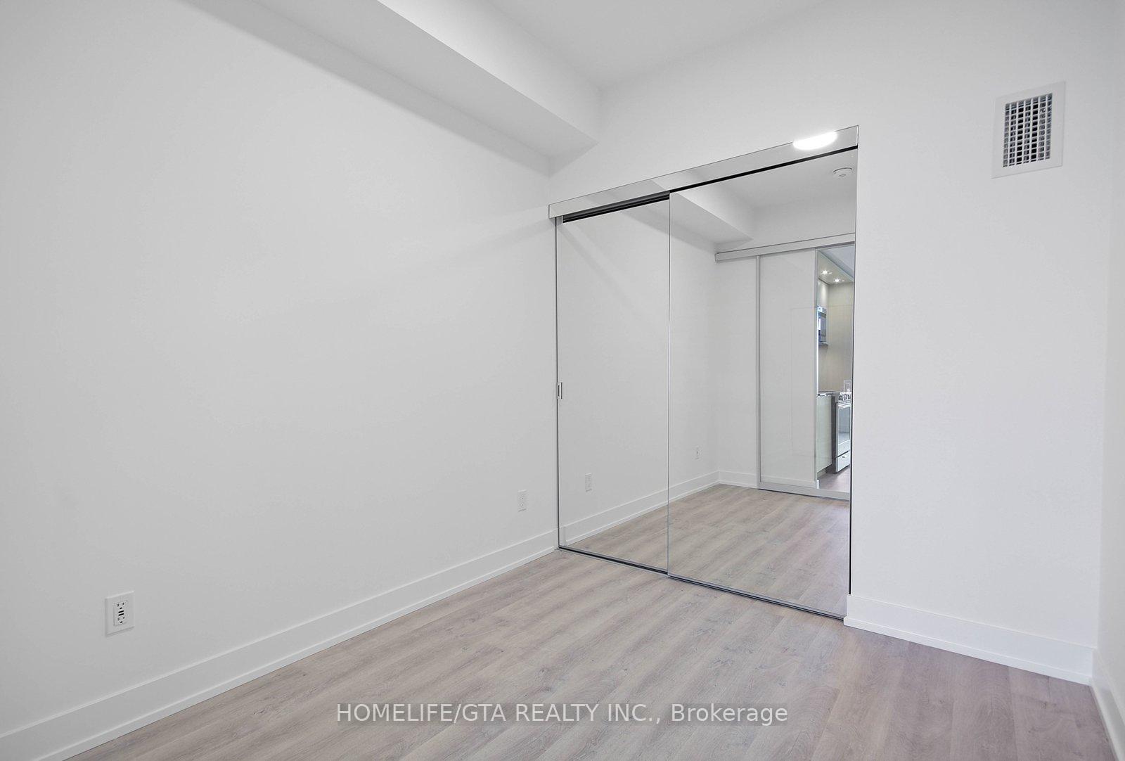 Photo 18 of Unit 2202, 60 Central Park Roadway, Etobicoke, Islington-City Centre West — HOMEH