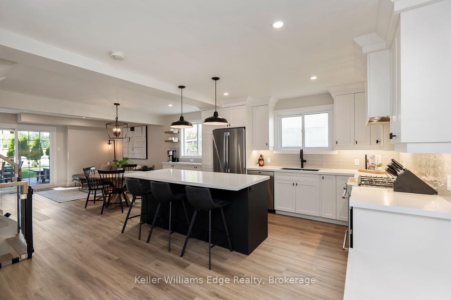 Photo 4 of 3389 Palmer Drive, Burlington, Palmer — HOMEH