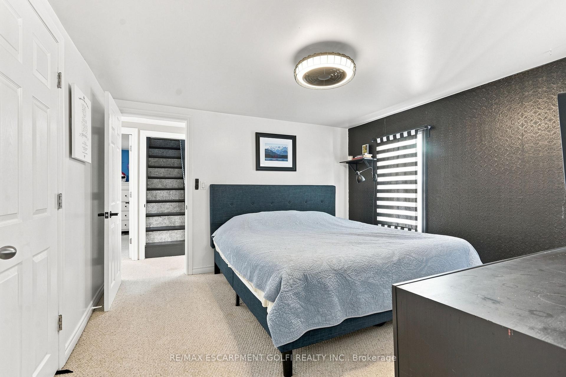 Photo 27 of 4313 Central Avenue, Lincoln, Beamsville — HOMEH