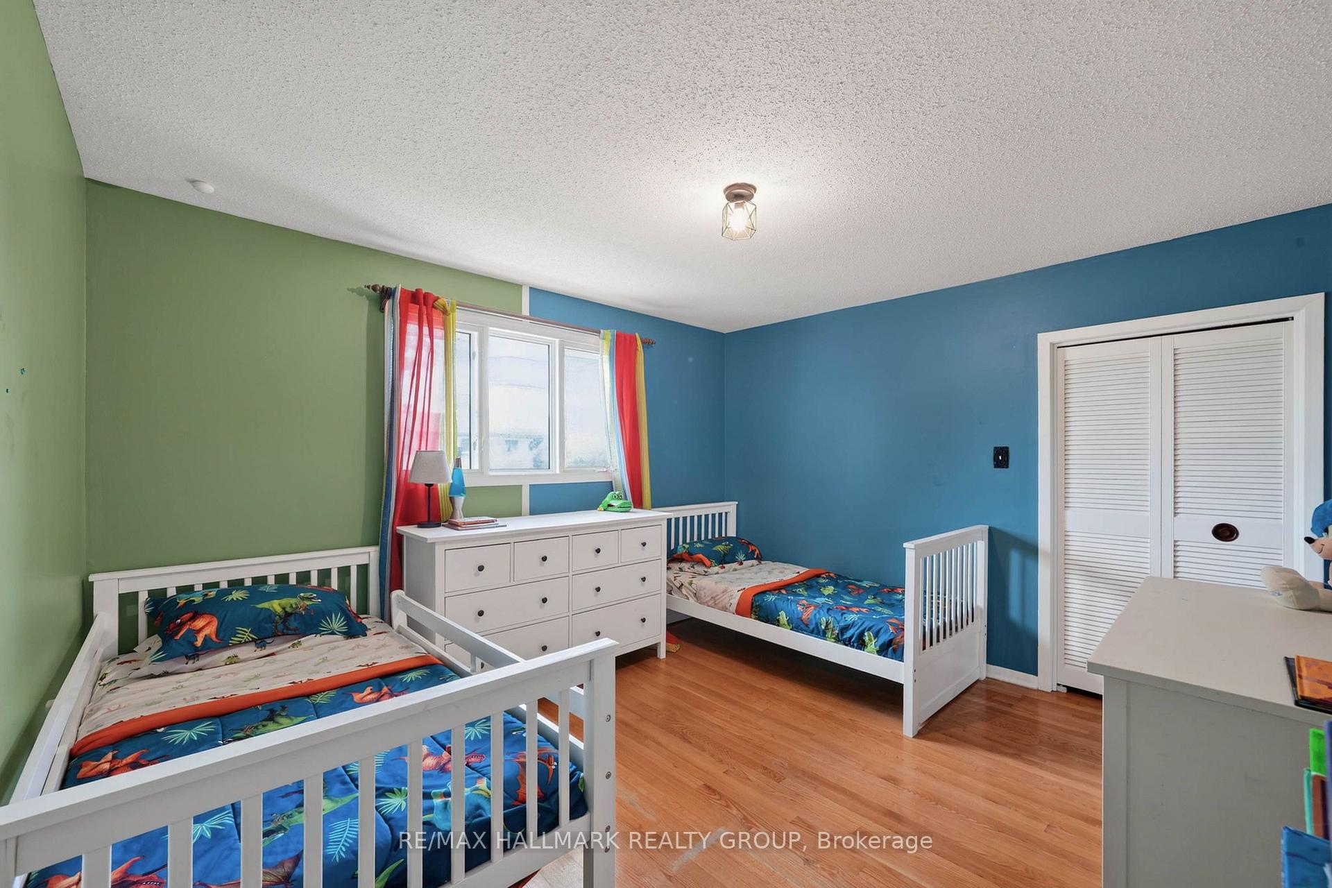 Photo 25 of 1038 Arnot Road, Ottawa, Courtland Park — HOMEH