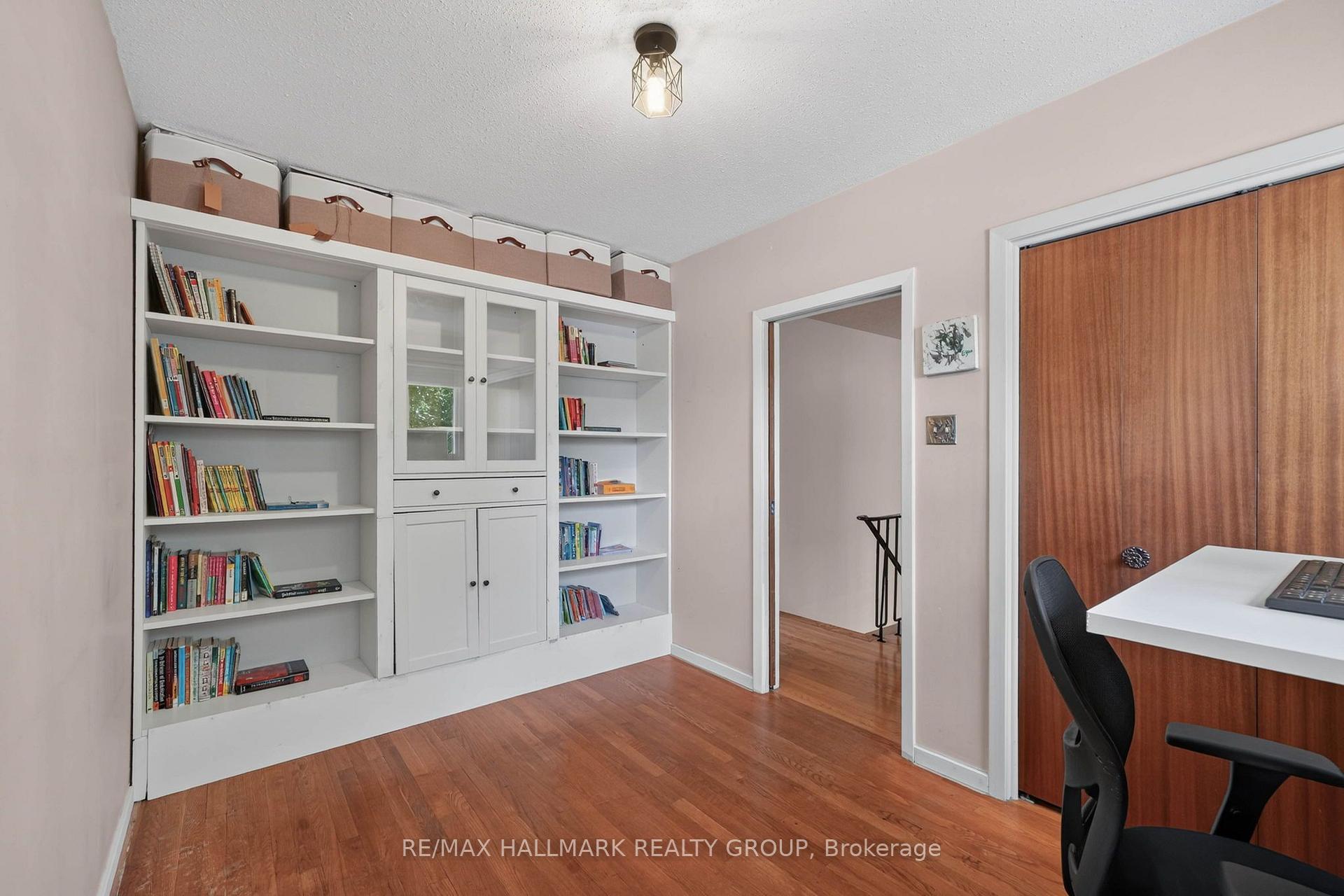 Photo 27 of 1038 Arnot Road, Ottawa, Courtland Park — HOMEH