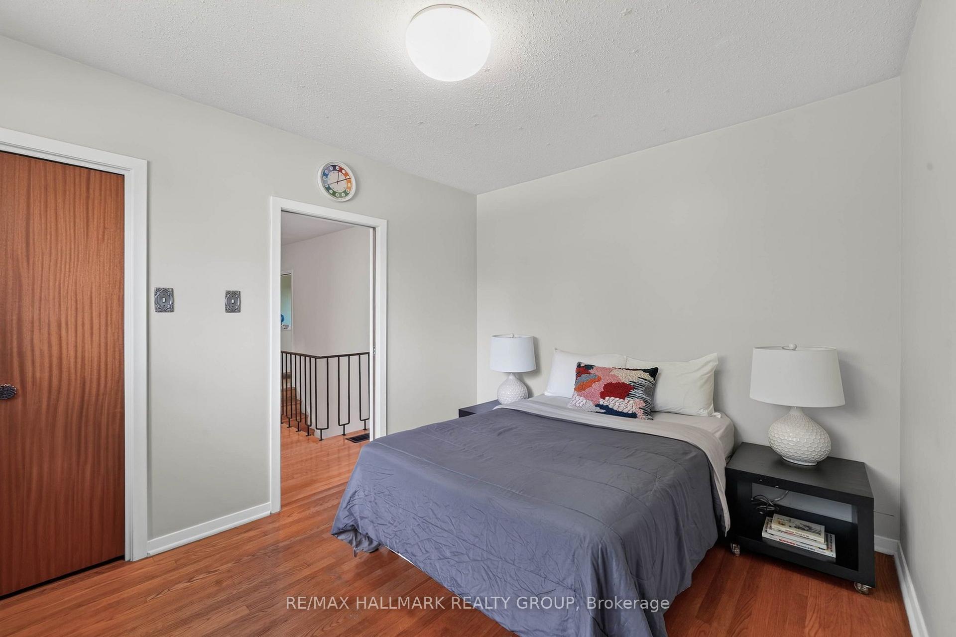 Photo 29 of 1038 Arnot Road, Ottawa, Courtland Park — HOMEH