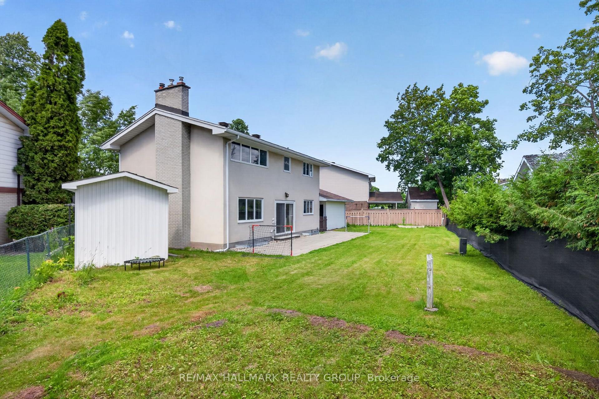 Photo 41 of 1038 Arnot Road, Ottawa, Courtland Park — HOMEH