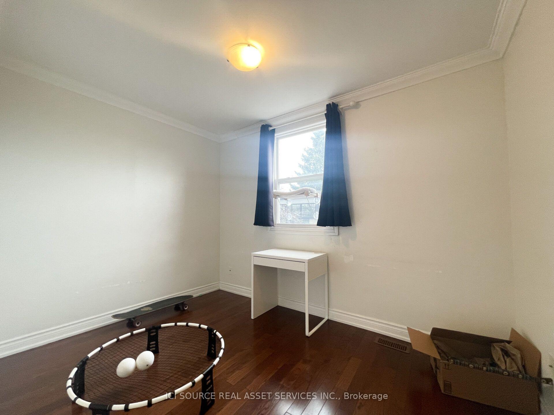 Photo 4 of Unit 2nd & 3rd Floor, 167 Markham Street, Toronto, Trinity-Bellwoods — HOMEH