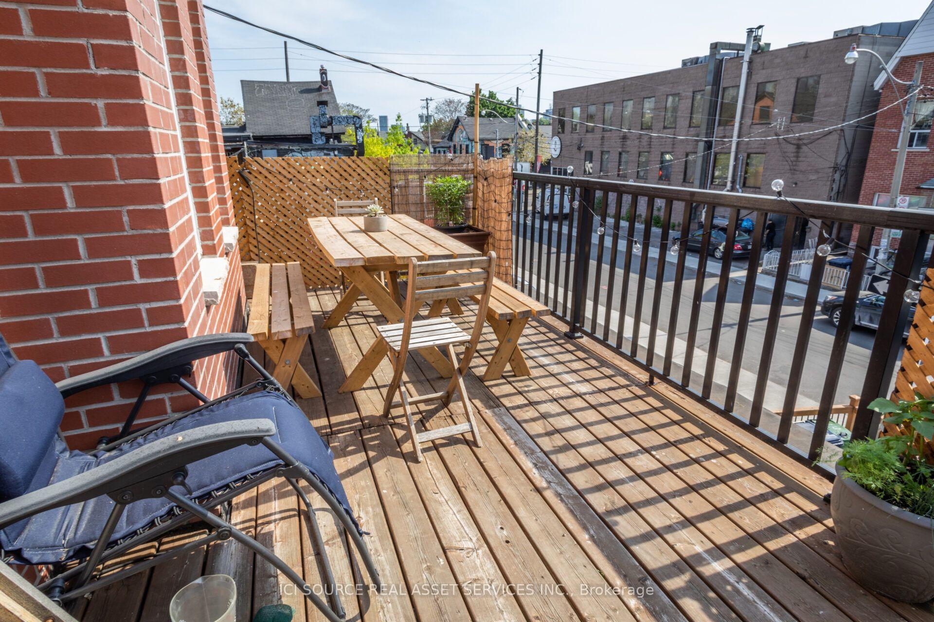 Photo 7 of Unit 2nd & 3rd Floor, 167 Markham Street, Toronto, Trinity-Bellwoods — HOMEH