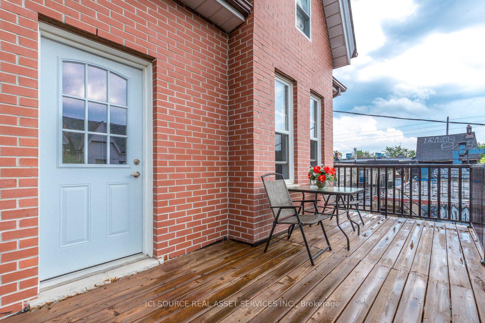 Photo 8 of Unit 2nd & 3rd Floor, 167 Markham Street, Toronto, Trinity-Bellwoods — HOMEH