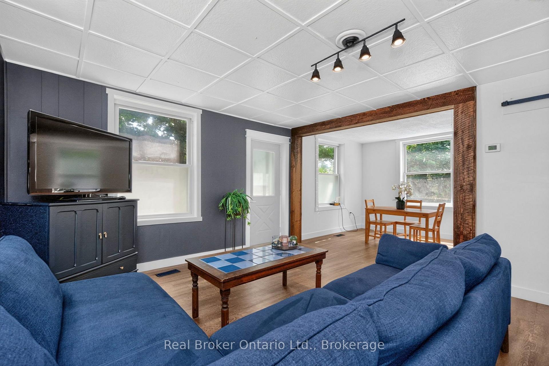 Photo 5 of 44 Balm Beach Road W, Tiny, Perkinsfield — HOMEH