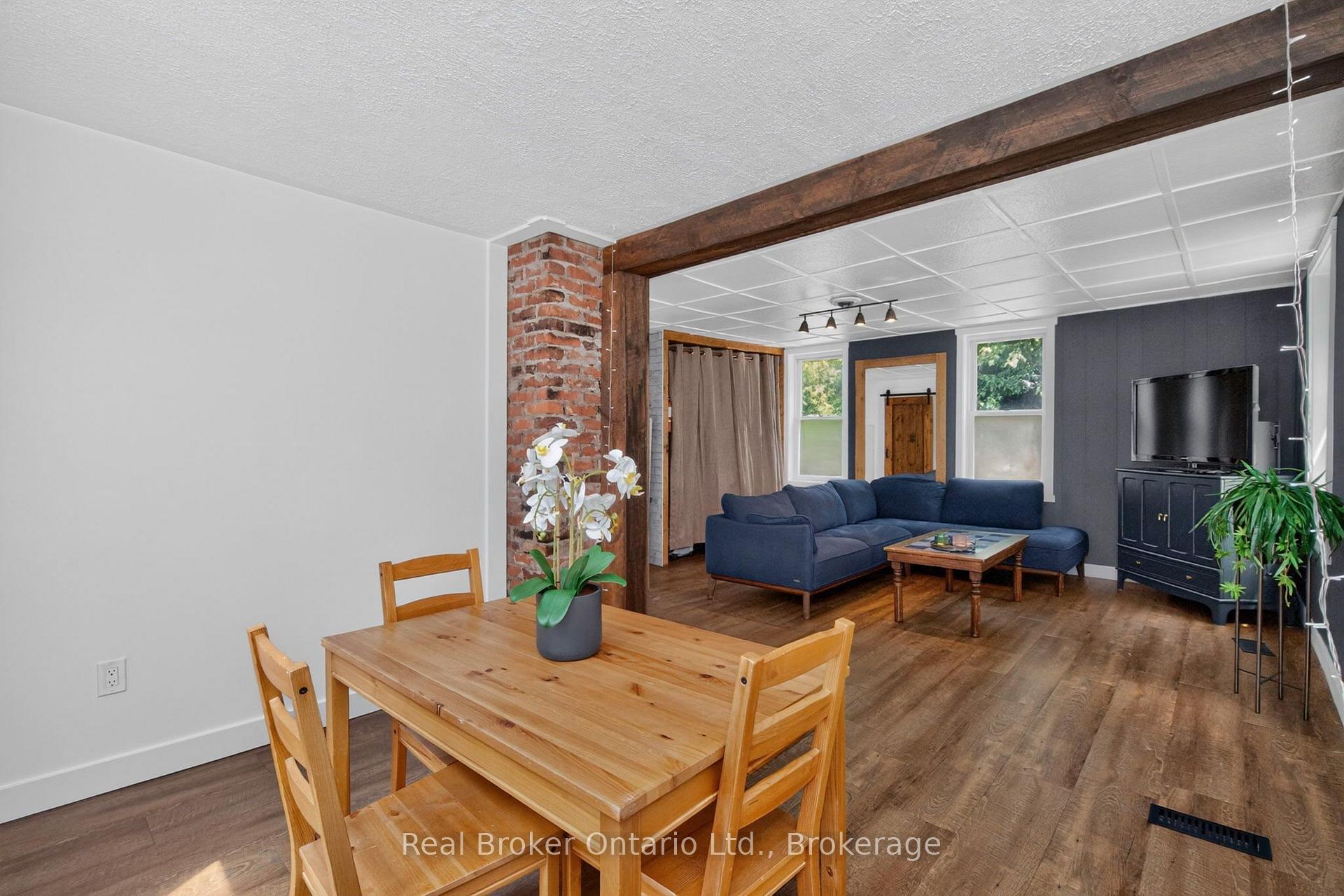 Photo 7 of 44 Balm Beach Road W, Tiny, Perkinsfield — HOMEH