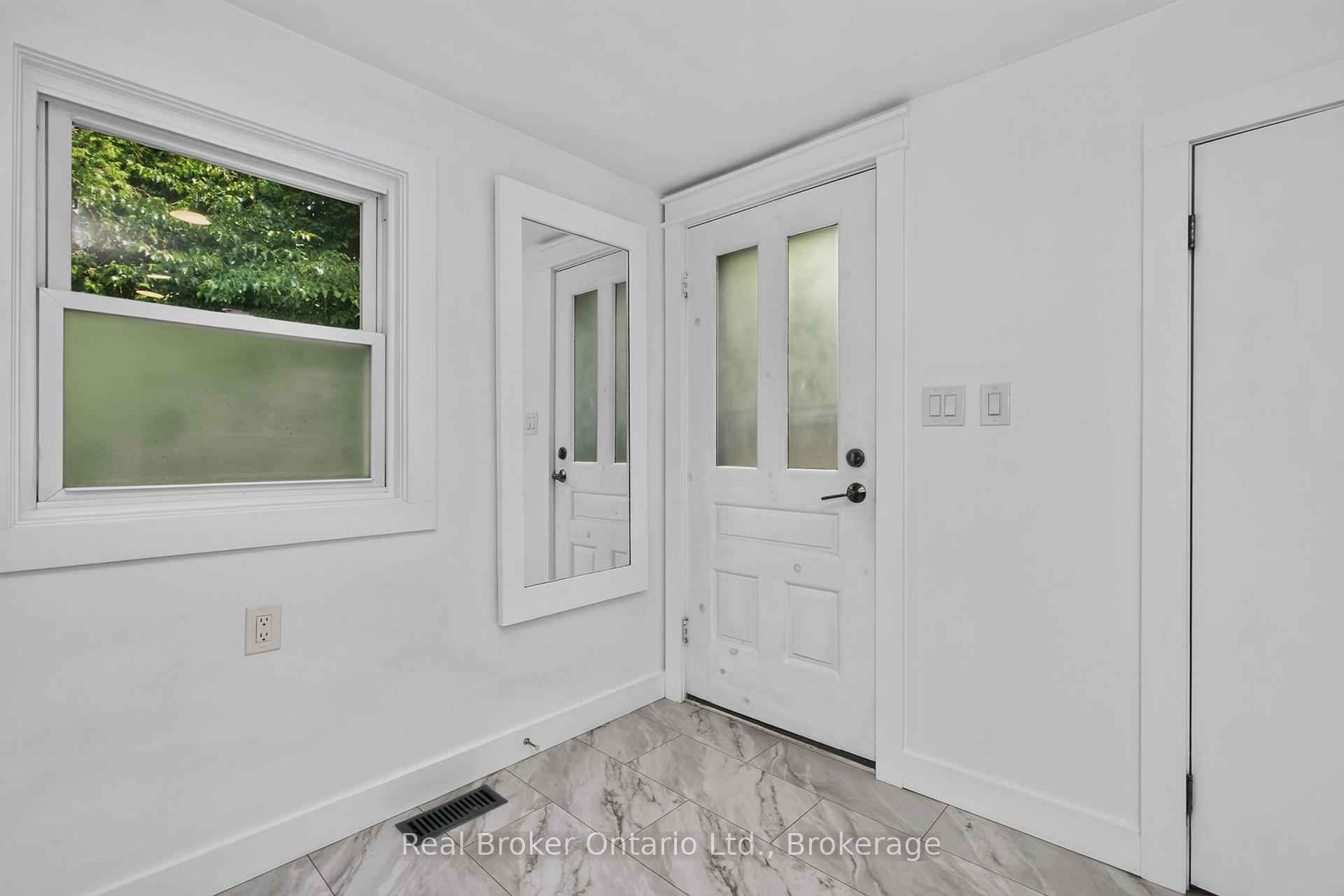 Photo 9 of 44 Balm Beach Road W, Tiny, Perkinsfield — HOMEH