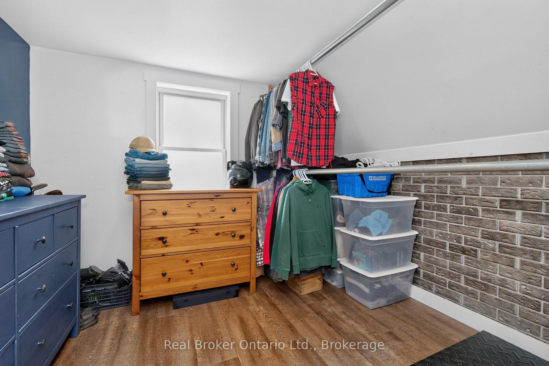 Photo 18 of 44 Balm Beach Road W, Tiny, Perkinsfield — HOMEH