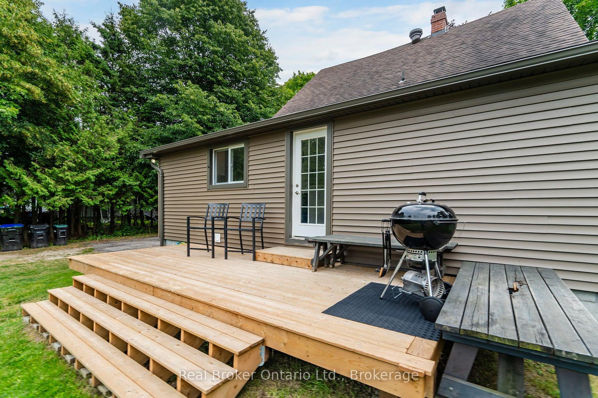 Photo 21 of 44 Balm Beach Road W, Tiny, Perkinsfield — HOMEH