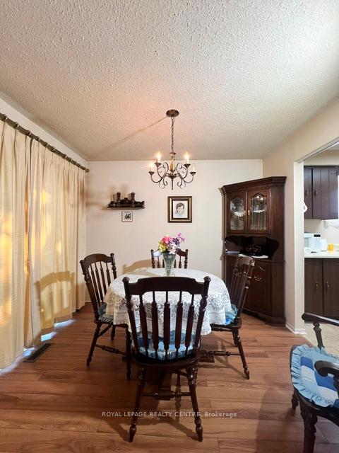 Photo 9 of 4156 Wheelwright Crescent, Mississauga, Erin Mills — HOMEH