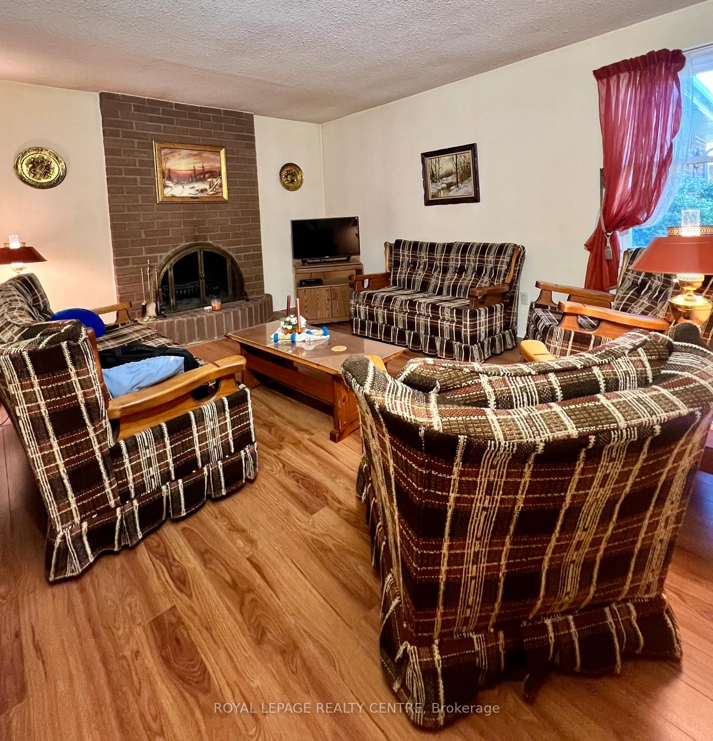 Photo 10 of 4156 Wheelwright Crescent, Mississauga, Erin Mills — HOMEH