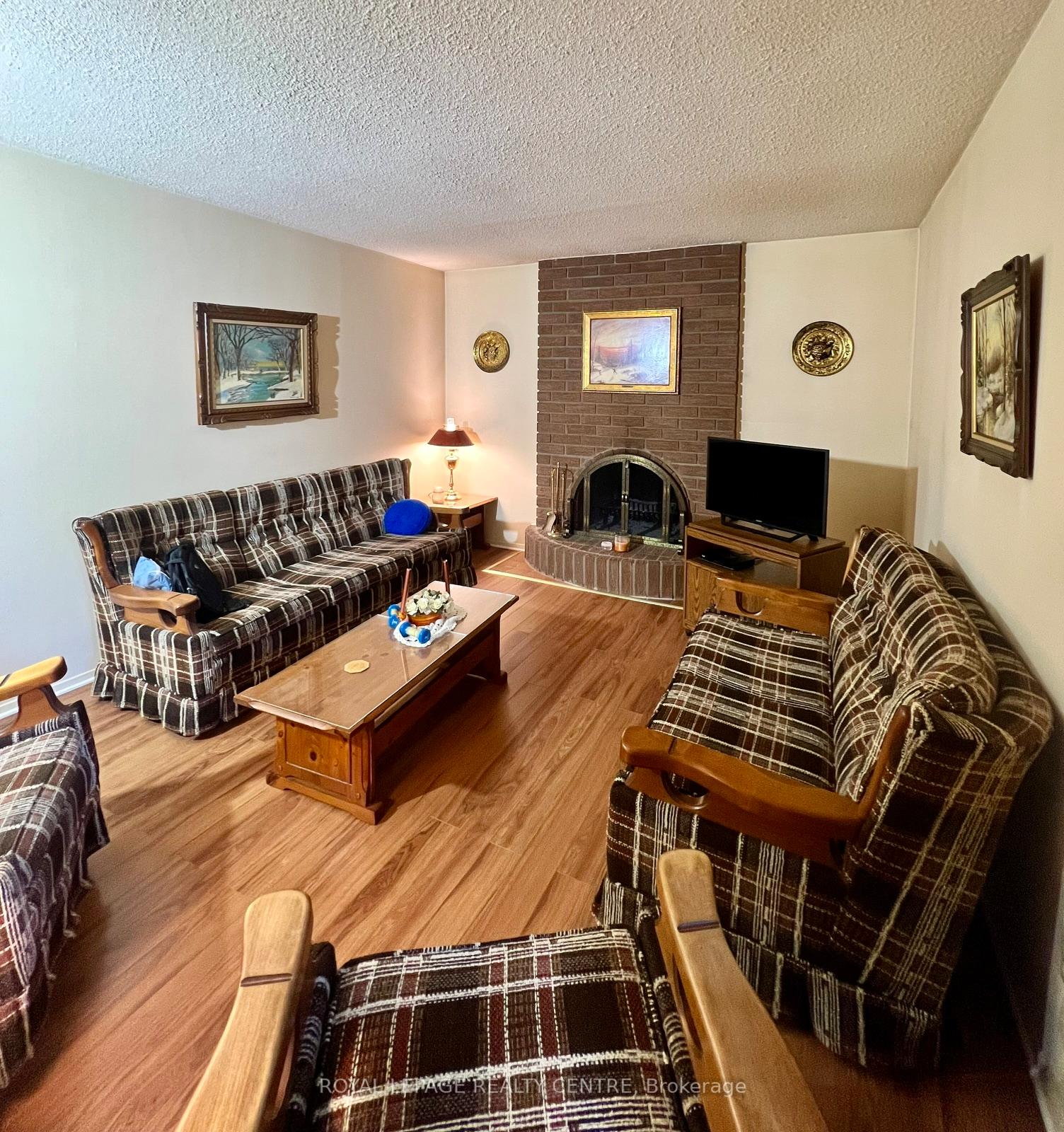 Photo 11 of 4156 Wheelwright Crescent, Mississauga, Erin Mills — HOMEH