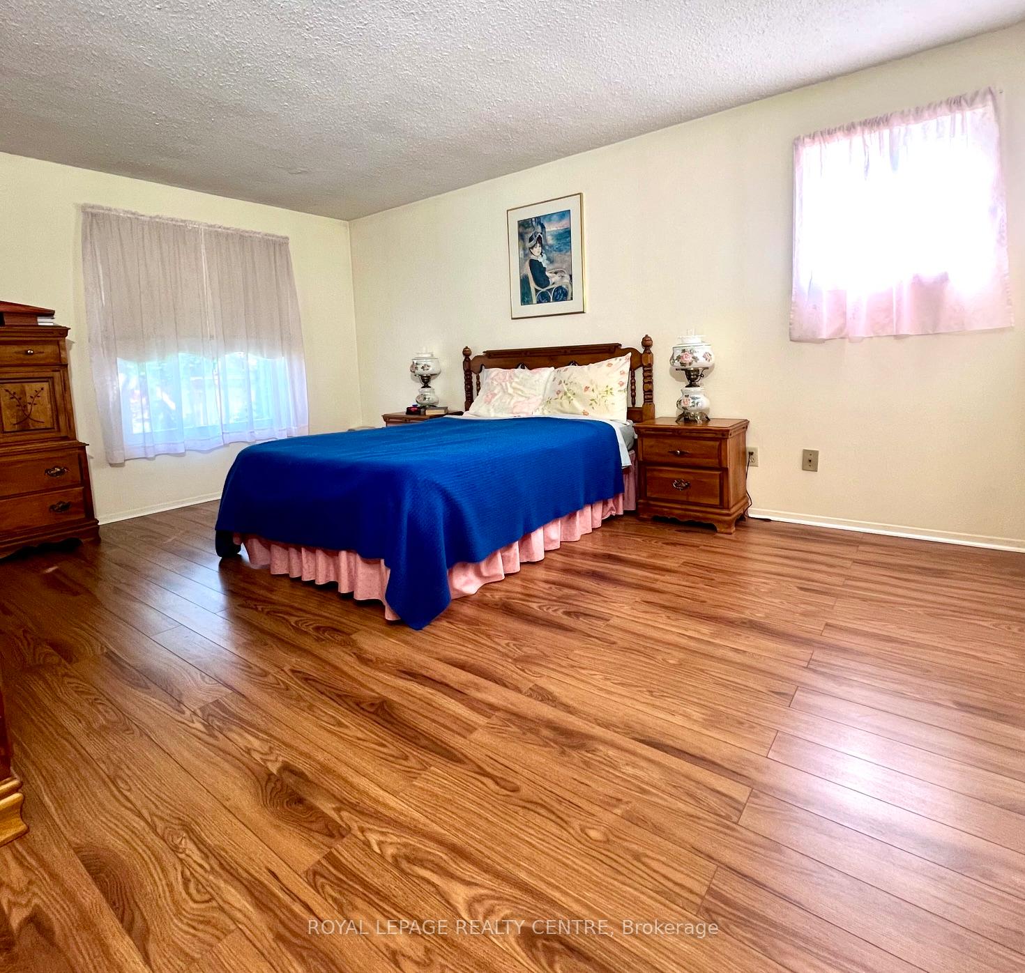 Photo 15 of 4156 Wheelwright Crescent, Mississauga, Erin Mills — HOMEH
