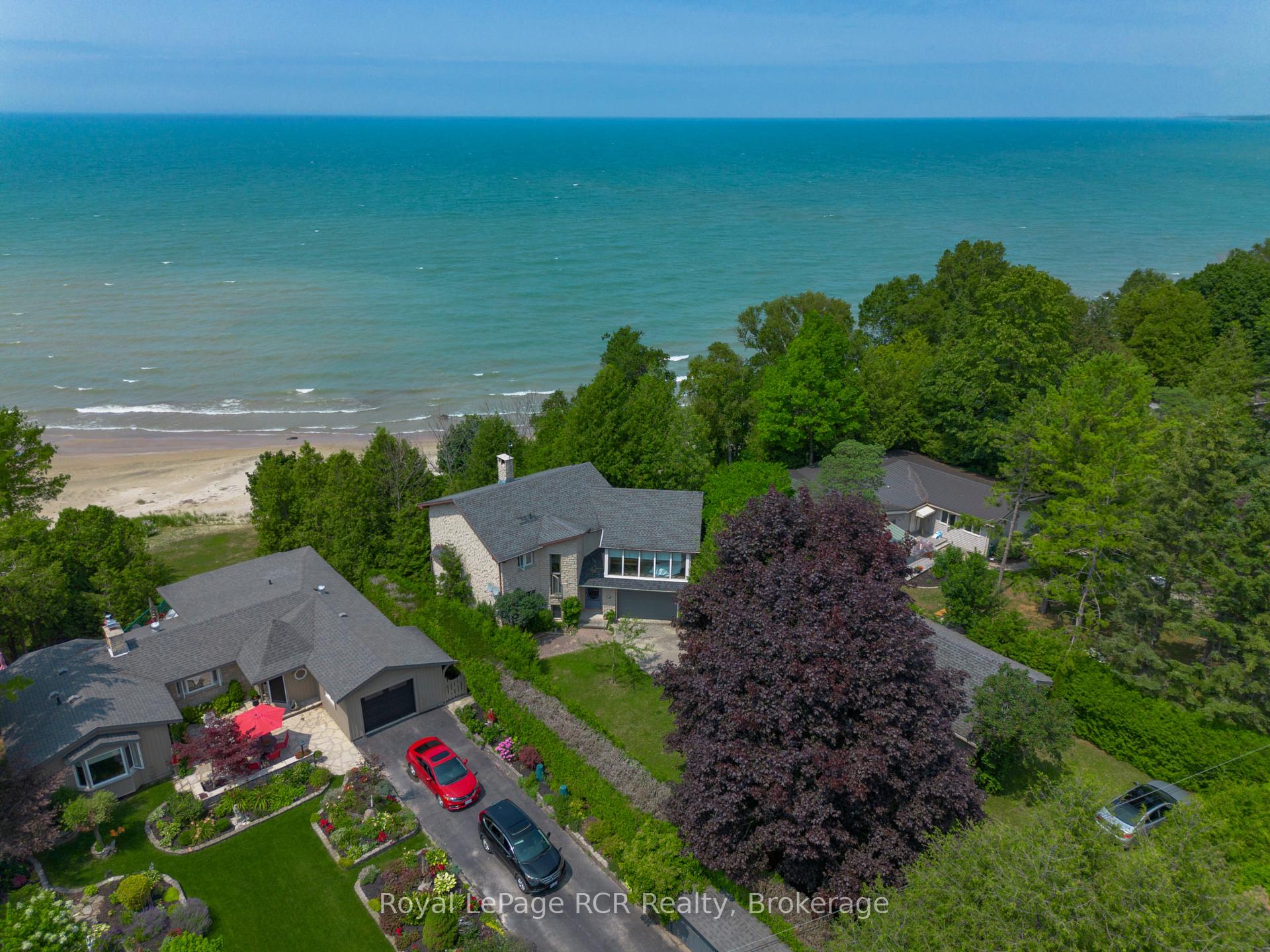 Photo 2 of 5 Spark Lane, Kincardine — HOMEH