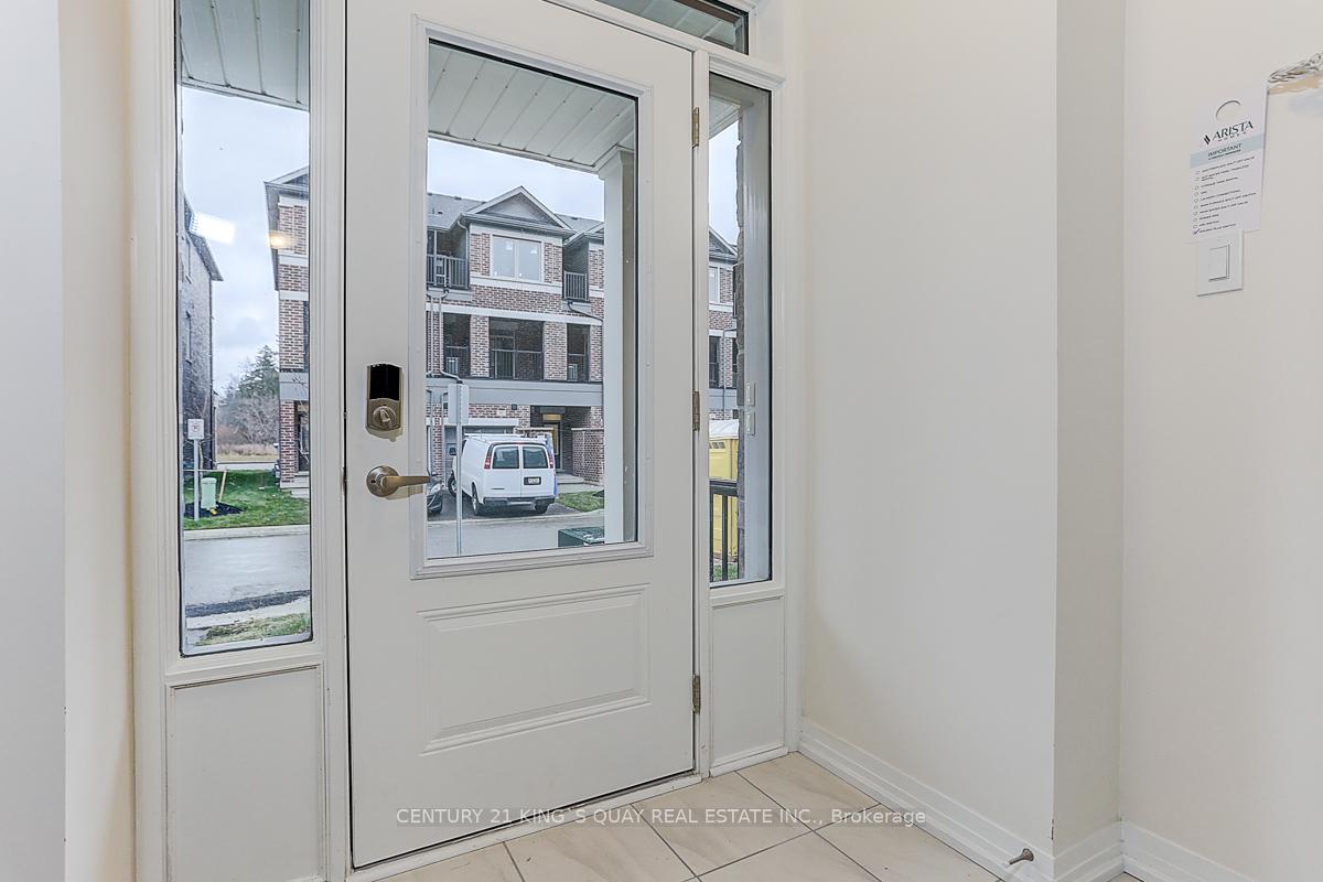 Photo 4 of 98 Carneros Way, Markham, Cedar Grove — HOMEH