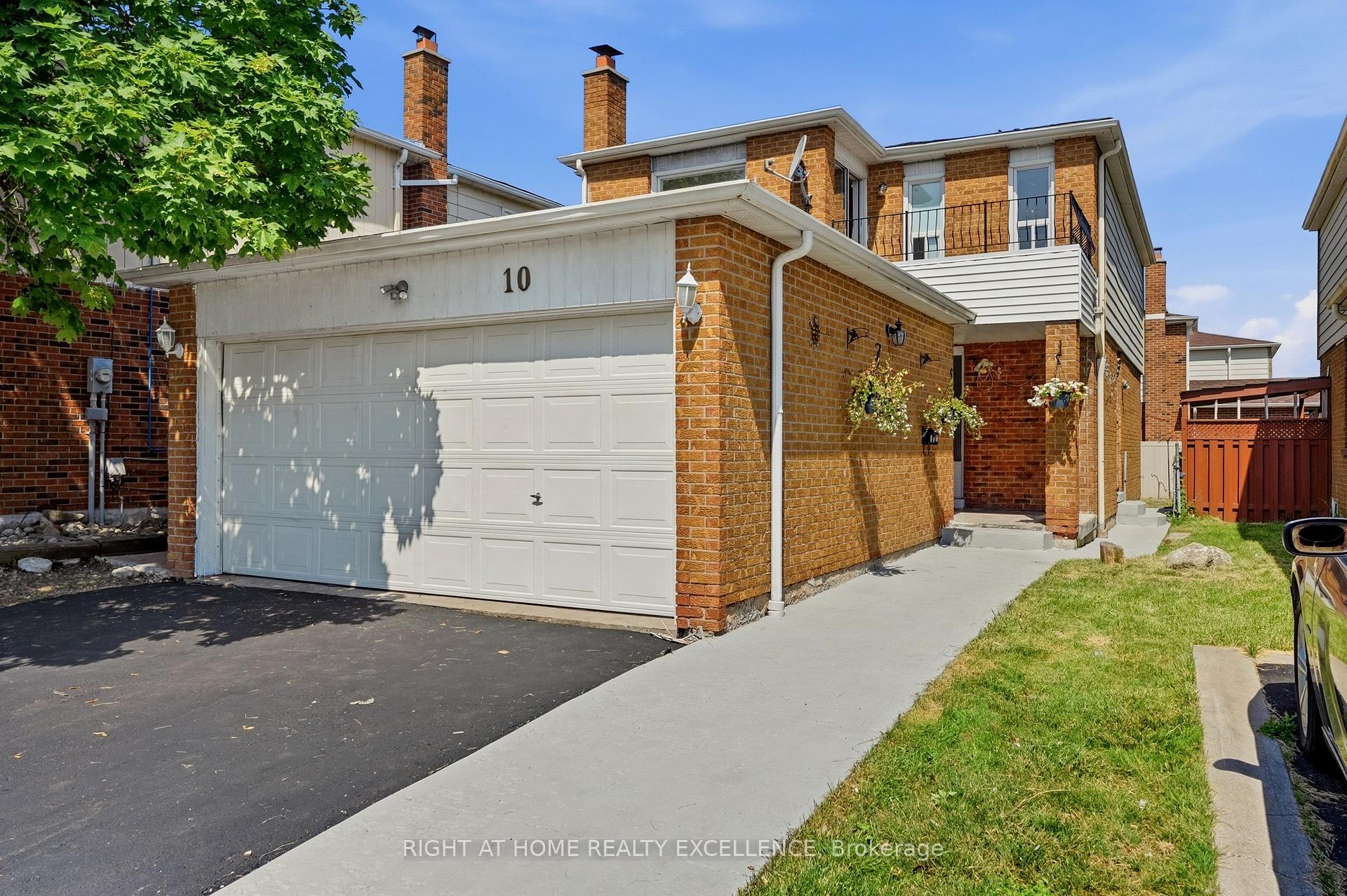 Front of 10 Banting Crescent