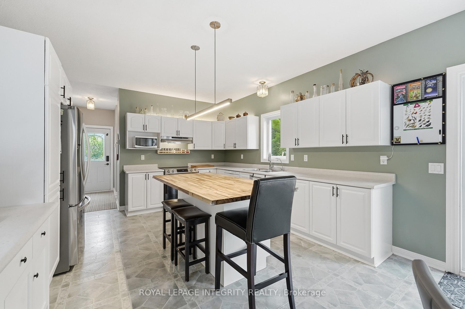 Photo 13 of 281 Frome Street, Ottawa, Fitzroy — HOMEH
