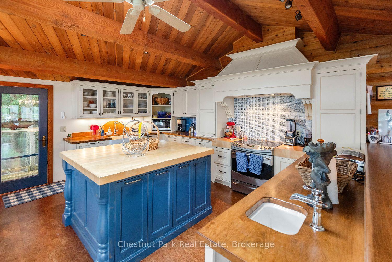 Photo 11 of Unit 3, 1 Playfair Island, Seguin — HOMEH