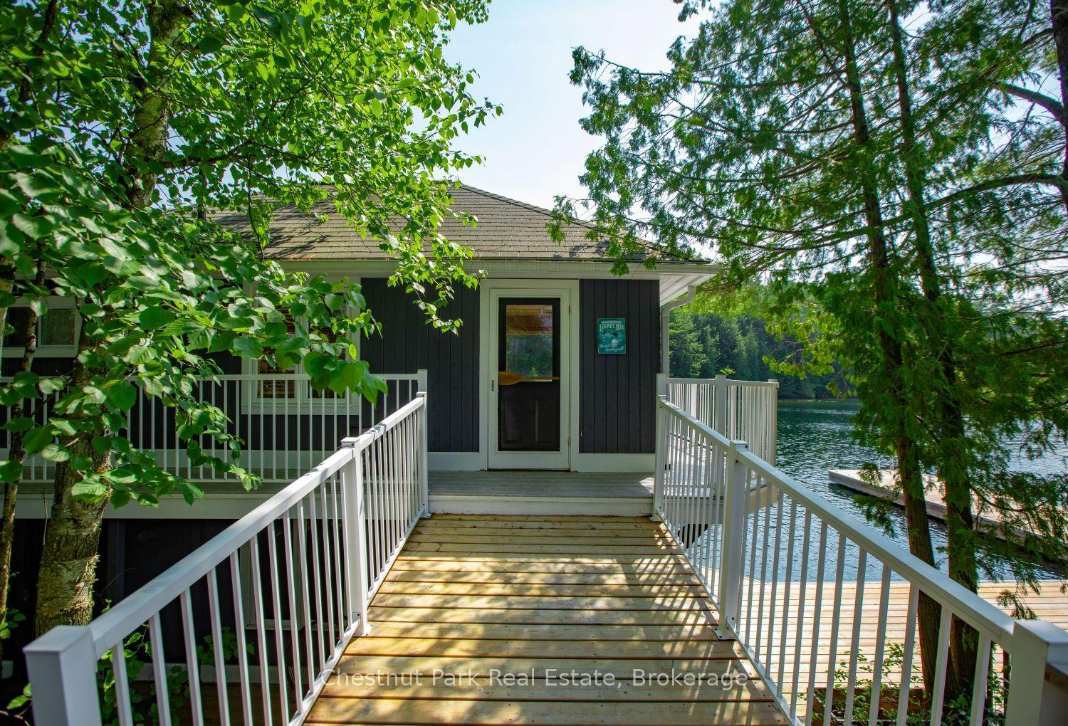Photo 29 of Unit 3, 1 Playfair Island, Seguin — HOMEH
