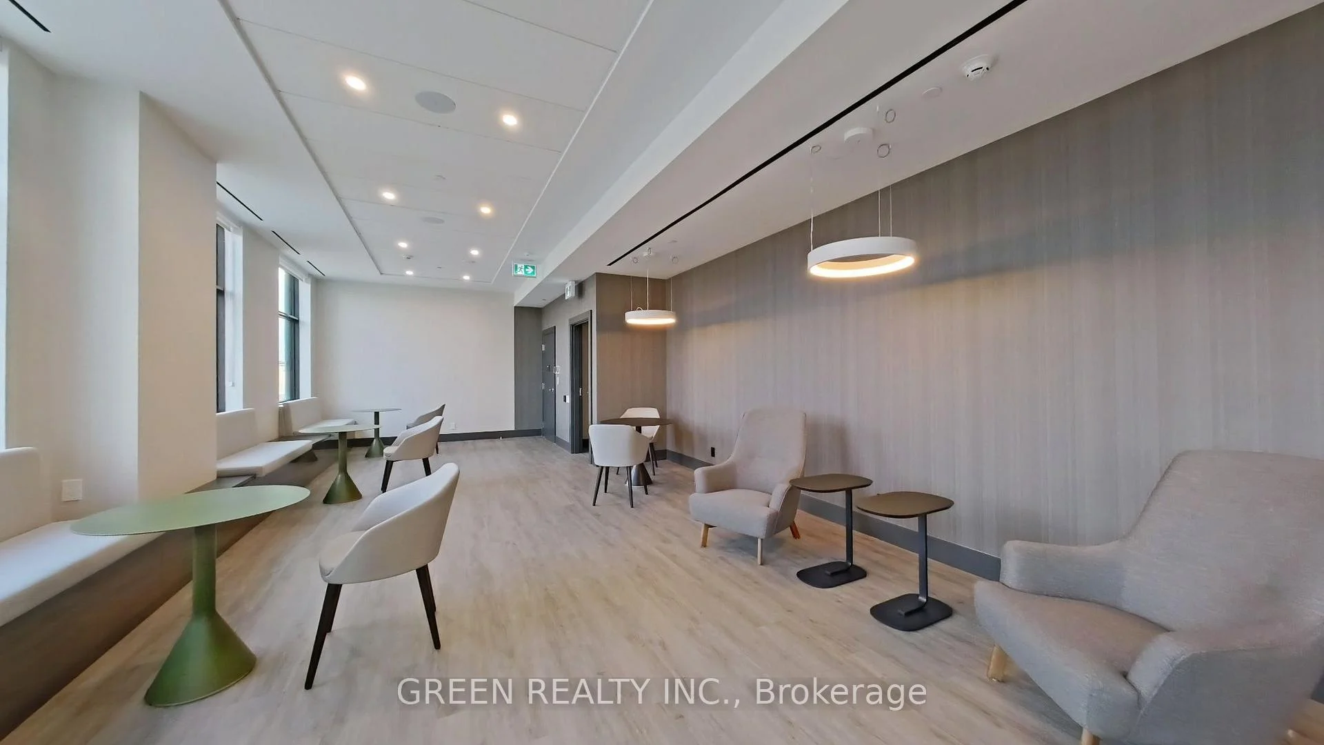 Photo 21 of Unit 401, 25 Gibbs Road, Etobicoke, Islington-City Centre West — HOMEH