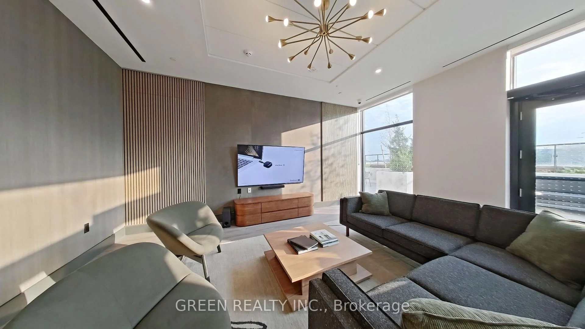Photo 34 of Unit 401, 25 Gibbs Road, Etobicoke, Islington-City Centre West — HOMEH