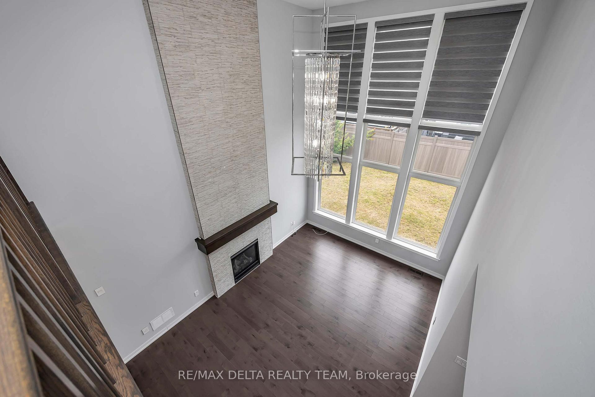 Photo 26 of 165 Groningen Street, Ottawa, Kanata - Emerald Meadows/Trailwest — HOMEH