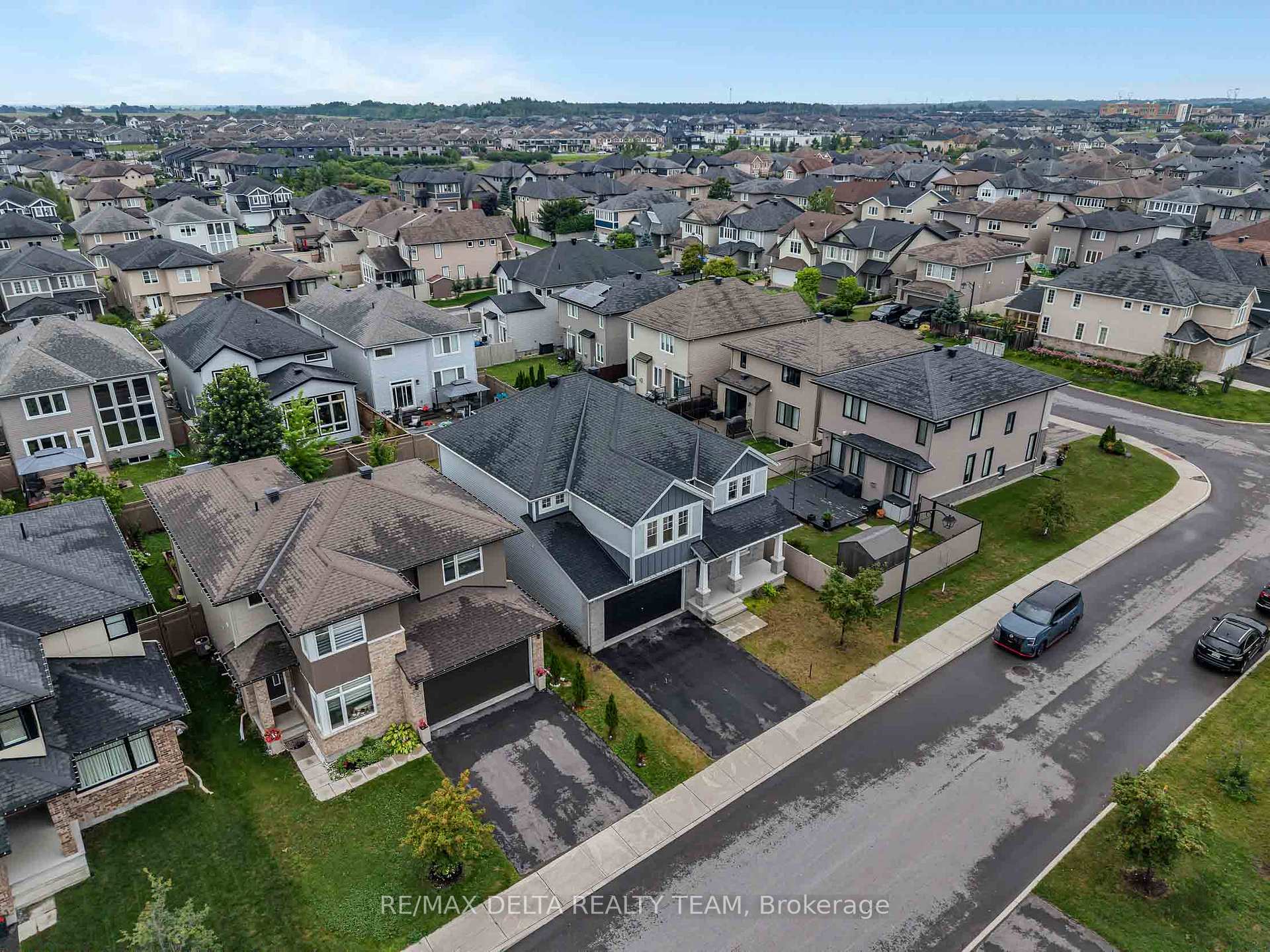 Photo 46 of 165 Groningen Street, Ottawa, Kanata - Emerald Meadows/Trailwest — HOMEH