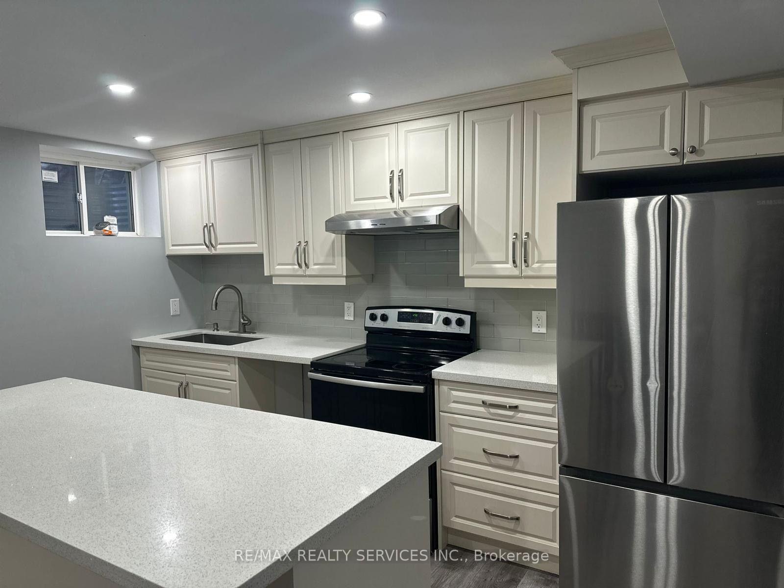 Photo 1 of 266 Dougall Avenue, Caledon, Rural Caledon — HOMEH