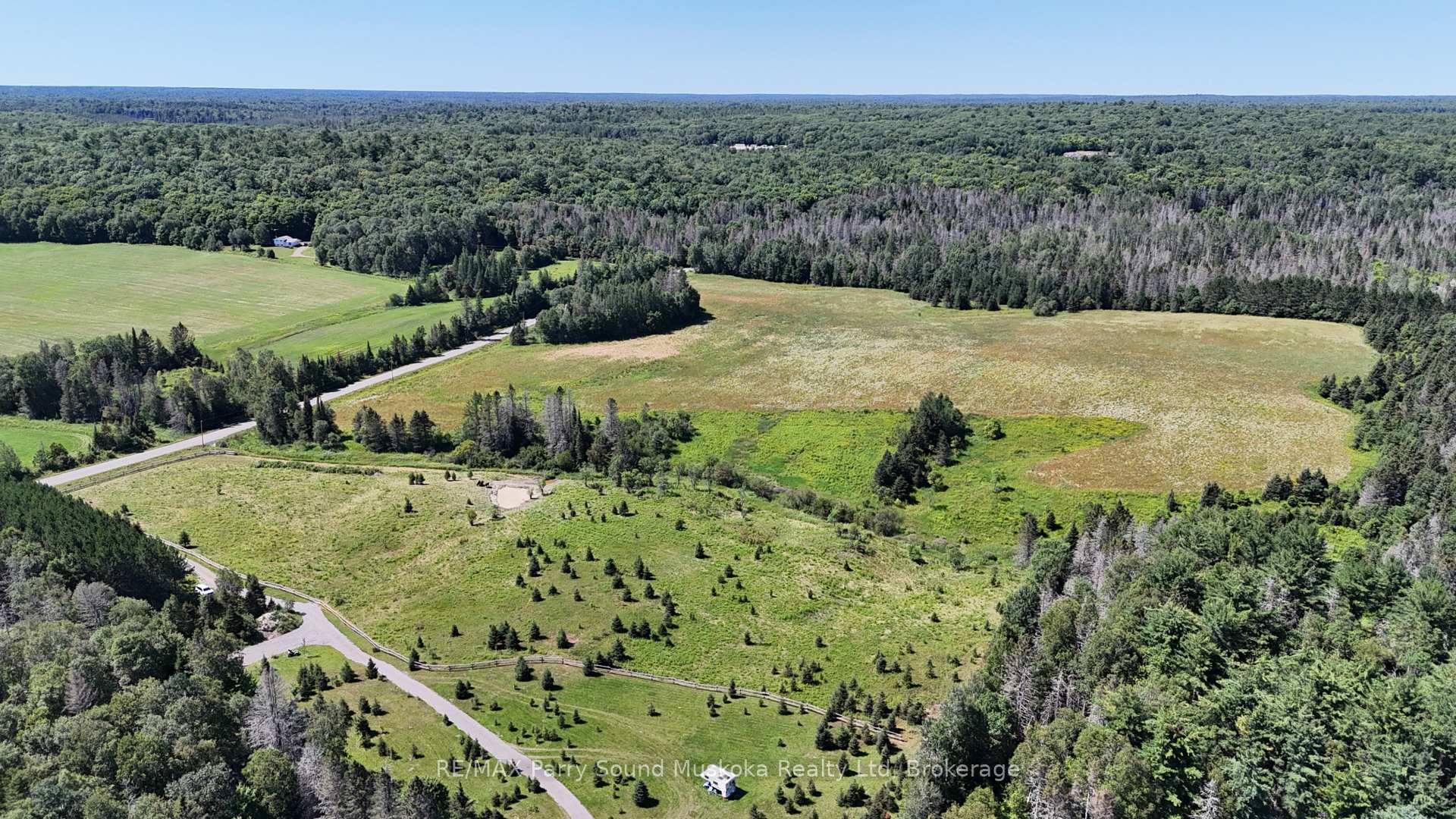 Photo 2 of 107 Miller Road, Magnetawan — HOMEH