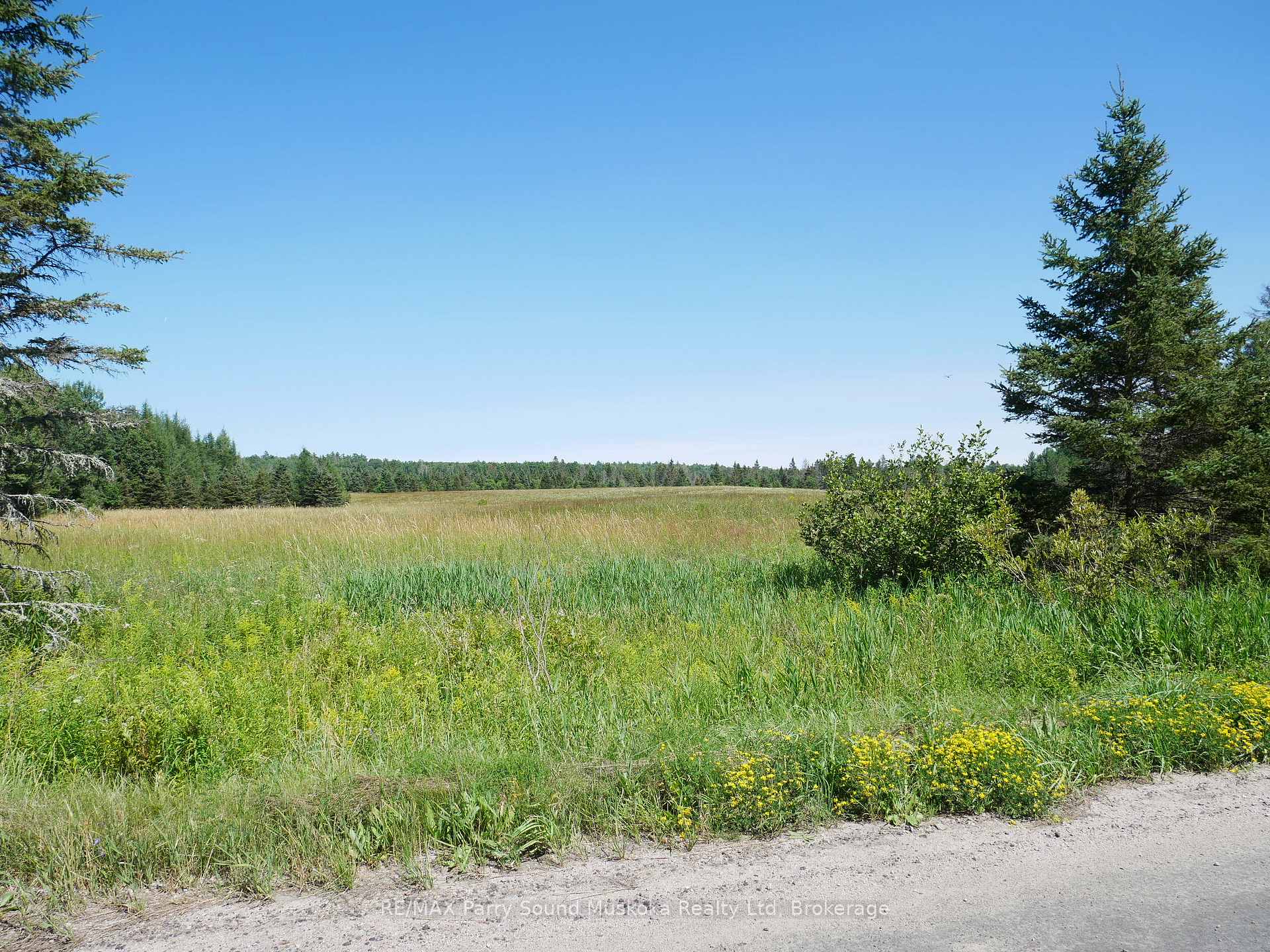 Photo 10 of 107 Miller Road, Magnetawan — HOMEH