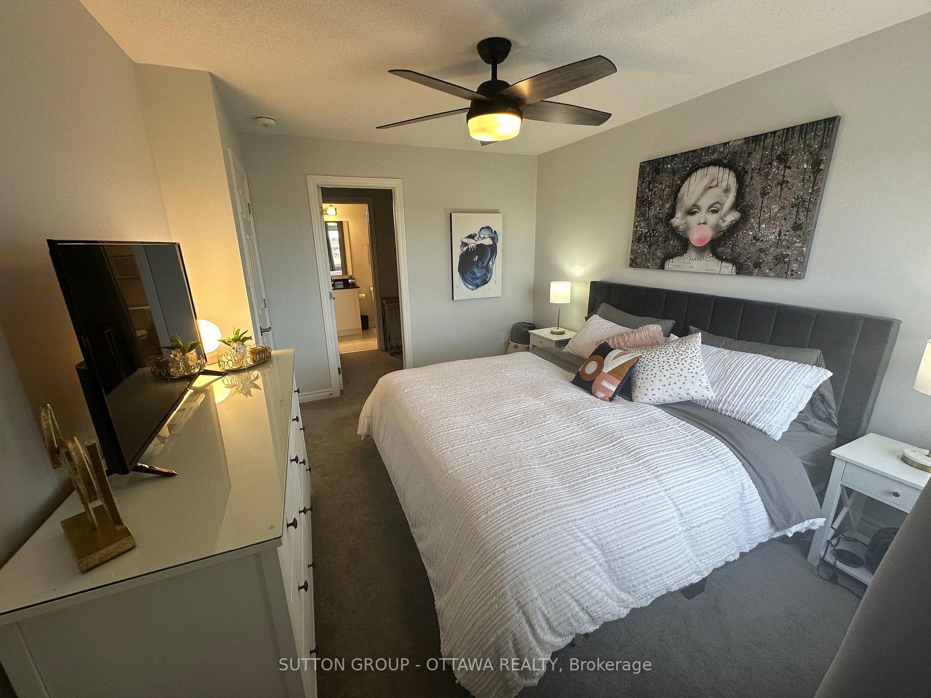 Photo 8 of 411 Pilot Private, Ottawa, Kanata - Emerald Meadows/Trailwest — HOMEH
